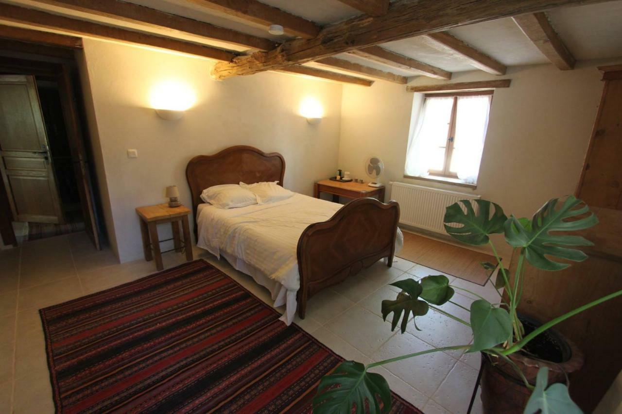Bed and Breakfast Au garcin La Romieu Exterior foto